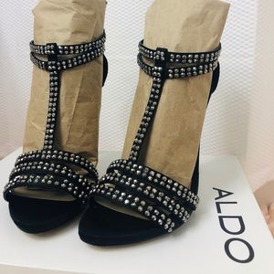 Black High heel sandal